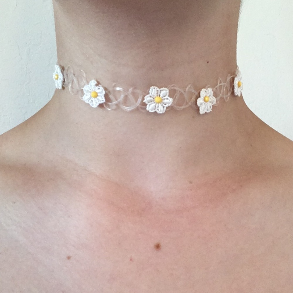 Daisy Choker necklace